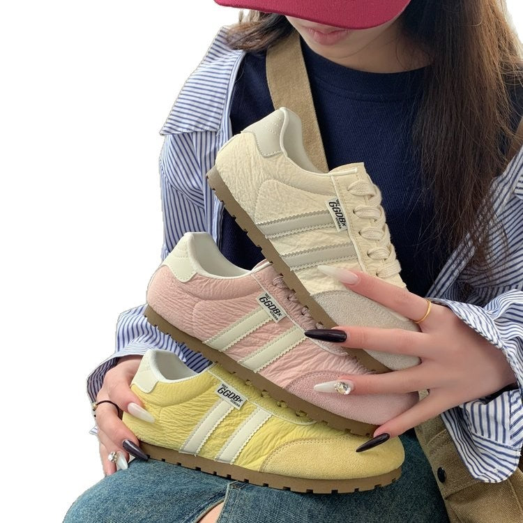 Damen Sportliche Sneakers mit strukturiertem Obermaterial und rutschfester Sohle