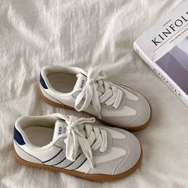 Damen Sneakers im sportlichen Retro-Stil mit atmungsaktiver Obermaterialstruktur und rutschfester Sohle R&B