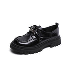 Damen modische Schnürschuhe mit blockartigem Absatz und eleganter Schnallenverzierung