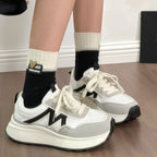 Damen Sportliche Sneaker mit komfortabler Dämpfung und modernem Design R&B