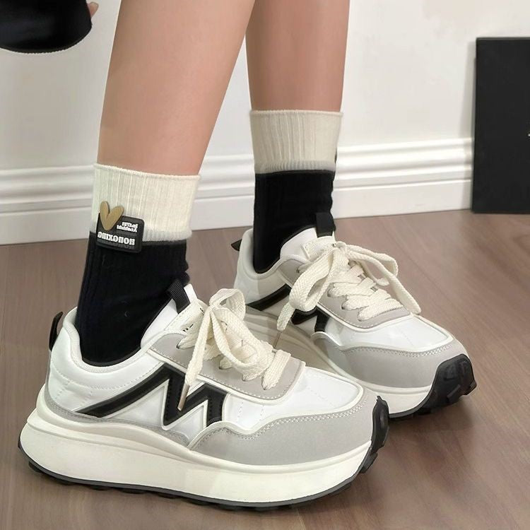 Damen Sportliche Sneaker mit komfortabler Dämpfung und modernem Design R&B