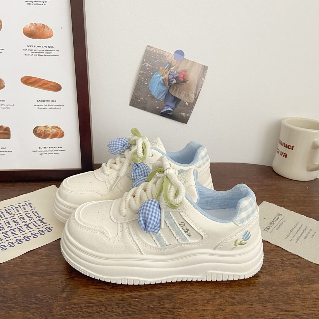 Damen Sportliche Sneakers mit verspielten Applikationen und dämpfender Sohle R&B