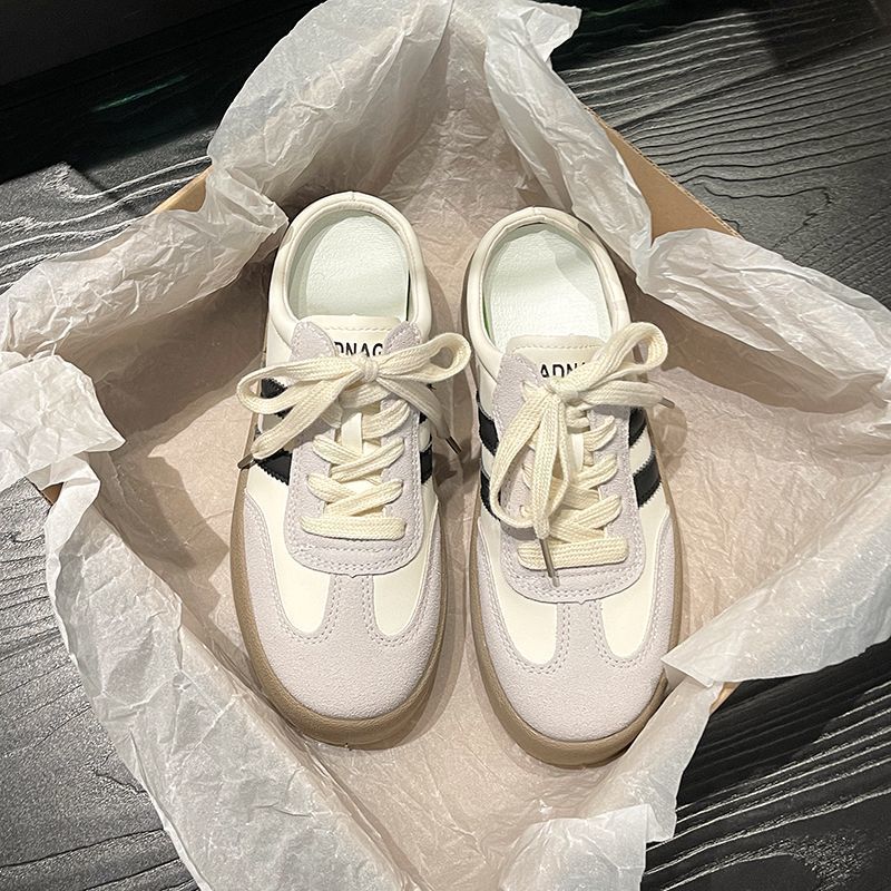 Damen Sneakers im sportlichen Retro-Stil mit atmungsaktiven Einsätzen R&B