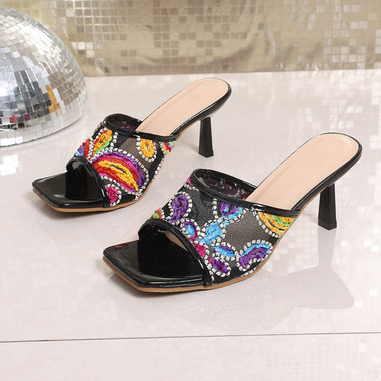 Damen Modische Sandaletten mit buntem Stickdesign und elegantem Schaft R&B