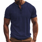 Herren Kurzarm-Henley-Shirt mit moderner Knopfleiste und subtiler Struktur R&B