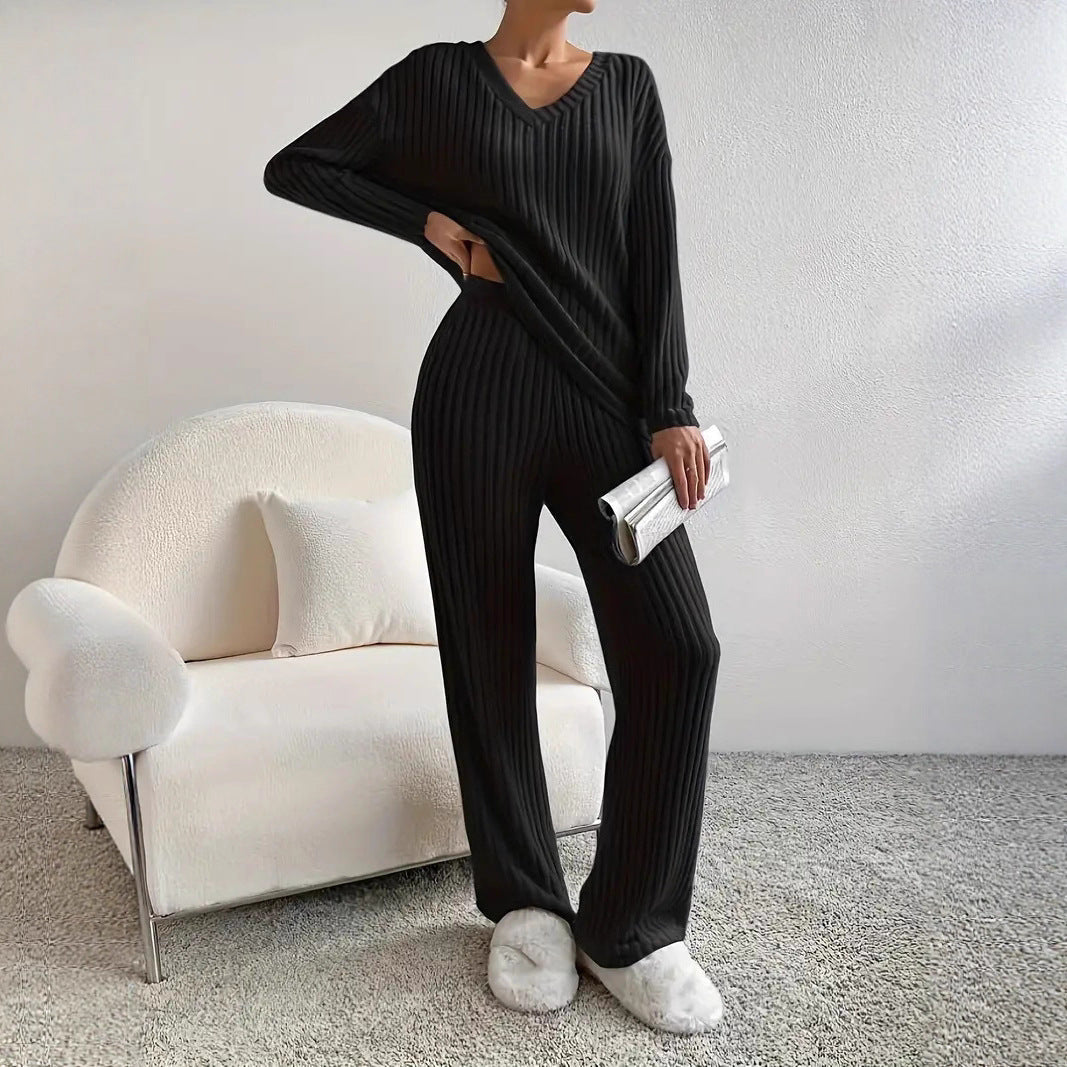 Damen Strickanzug mit lässigem V-Ausschnitt R&B