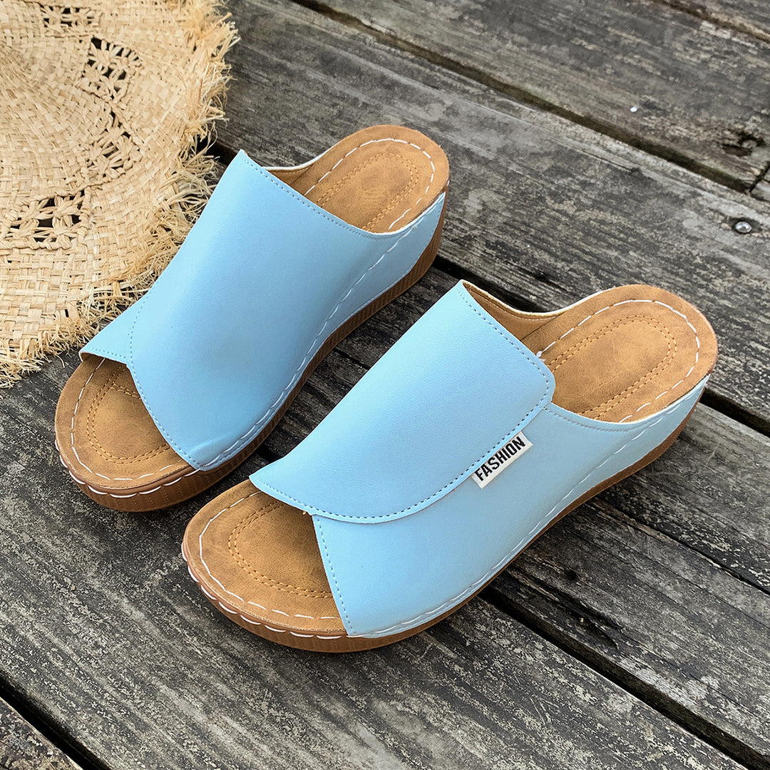 Damen komfortable Wedge-Pantoletten mit elegantem Obermaterial R&B