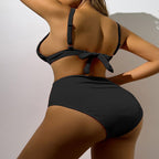 Damen Hochgeschnittener Bikini mit strukturiertem Oberteil R&B