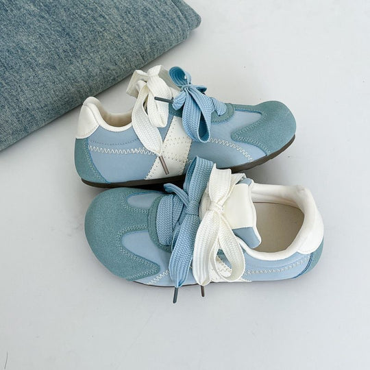 Damen modische Sneakers mit besonders weichem Obermaterial und einstellbarem Klettverschluss R&B