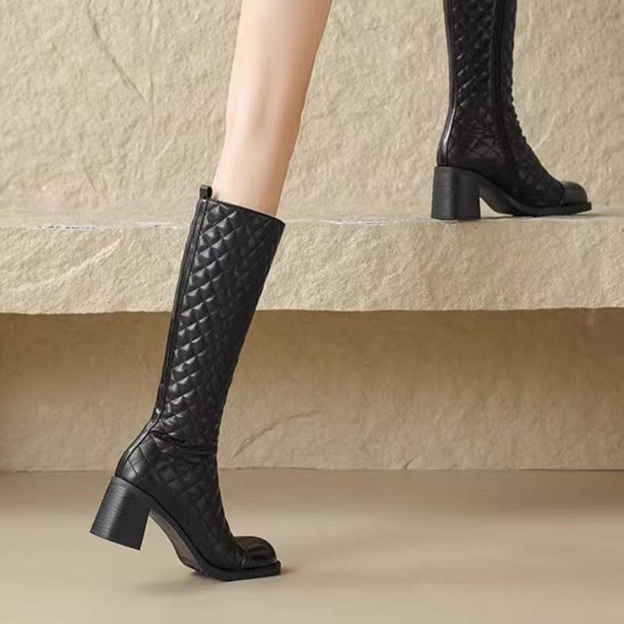 Damen Stiefeletten mit elegantem Steppmuster von R&B