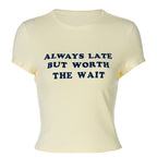 Damen Kurzes Statement T-Shirt mit Rundhalsausschnitt R&B