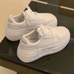 Damen Plateau-Sneaker mit luftiger Oberflächenstruktur und bequemer Polsterung