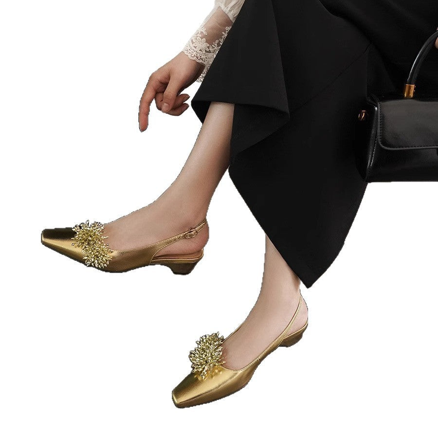 Damen Slingback-Pumps mit funkelnden Metallapplikationen und elegantem Design