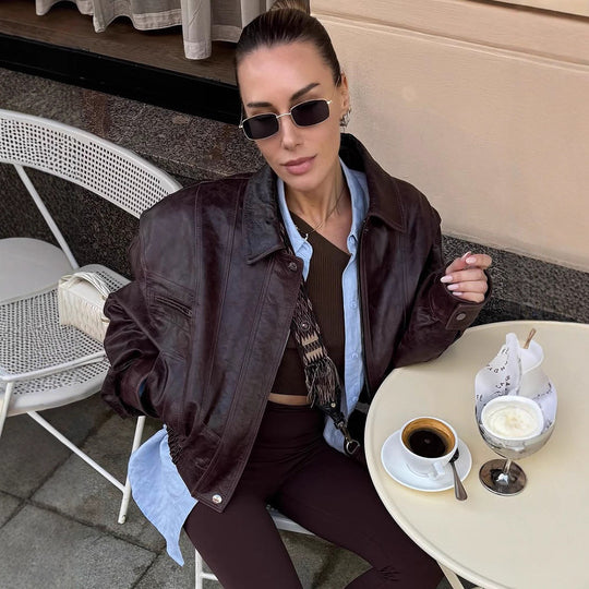 Damen lässige Kunstlederjacke mit oversized Schnitt und praktischen Taschen R&B