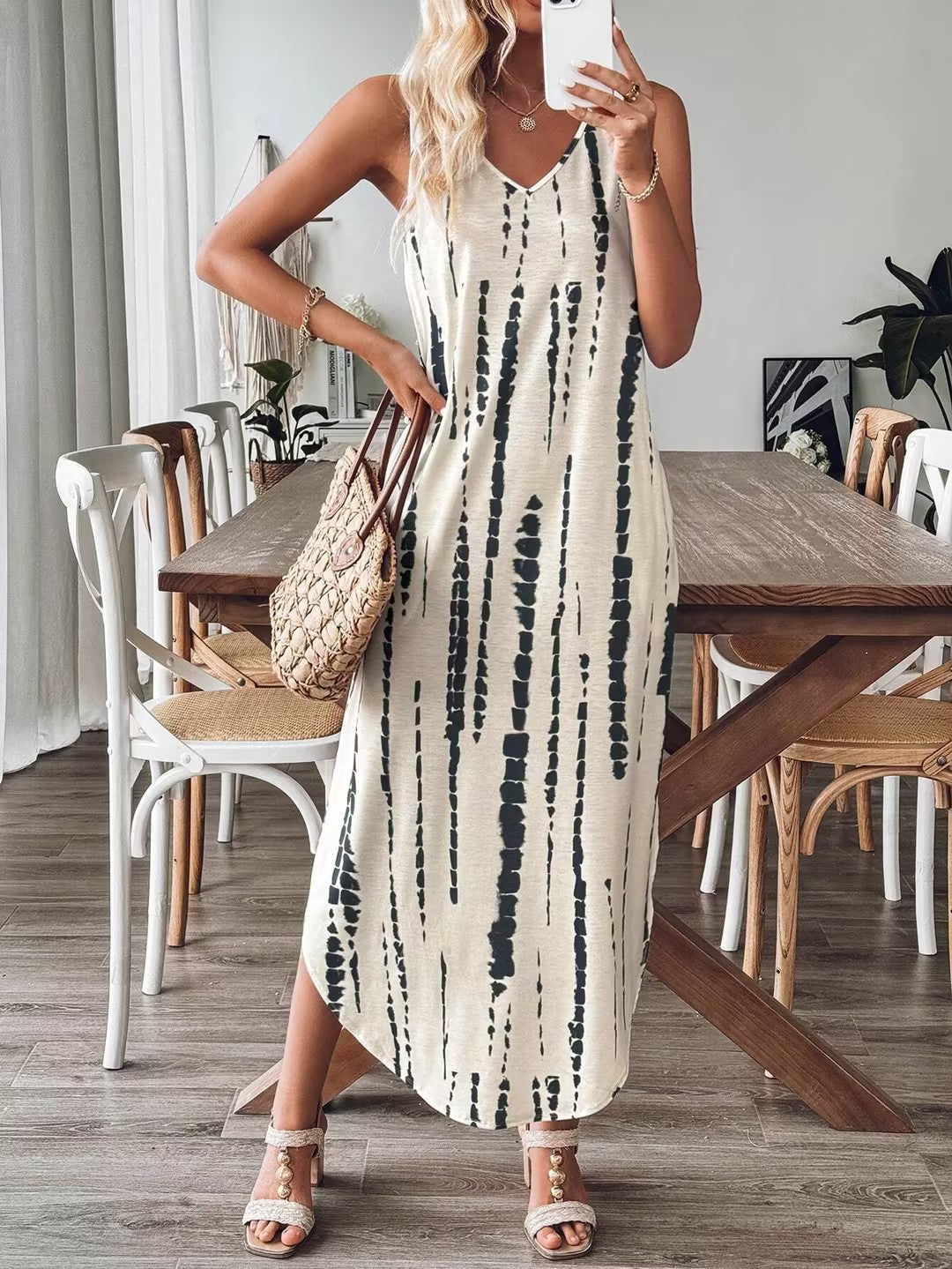 Damen Maxikleid mit feinem V-Ausschnitt und gestreiftem Design R&B
