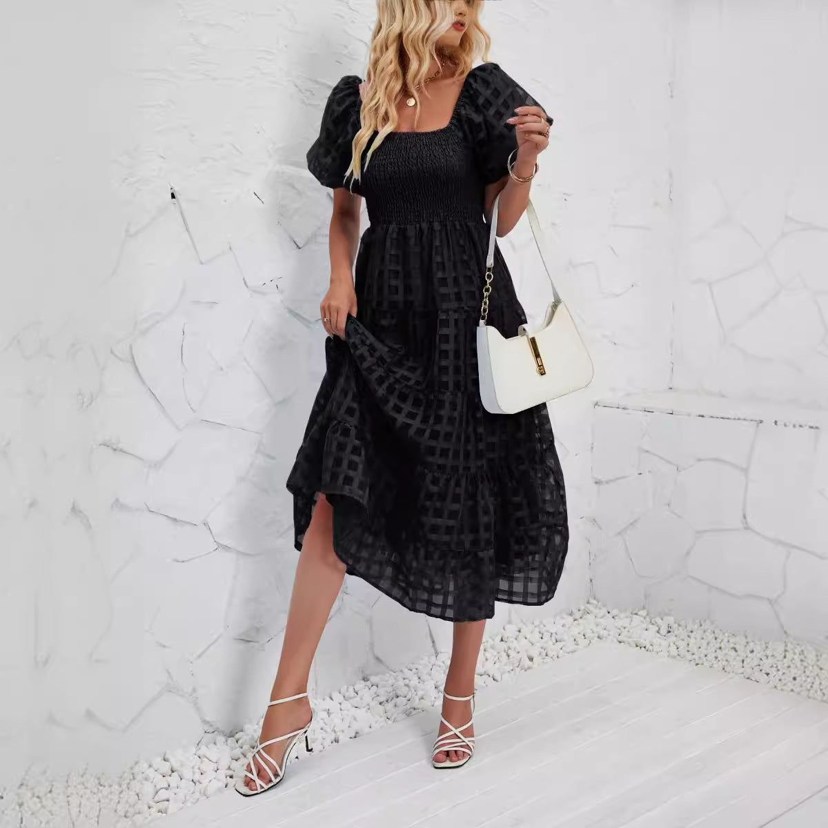 Damen Midikleid mit Off-Shoulder-Design und luftigen Puffärmeln R&B