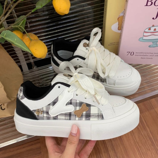 Damen Bequeme Chunky Sneakers mit einzigartigem Karomuster und modischen Details R&B