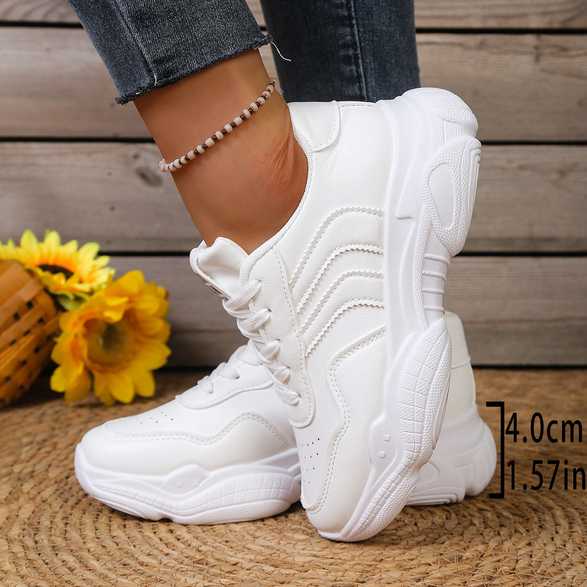 Damen Sportliche Sneakers mit luftiger Oberflächenstruktur und dämpfender Sohle R&B