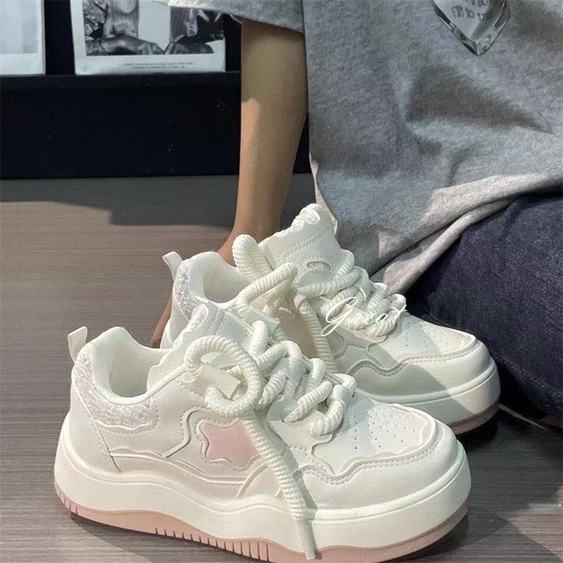 Damen Trendige Sneakers mit modischen Applikationen und gepolsterter Sohle R&B