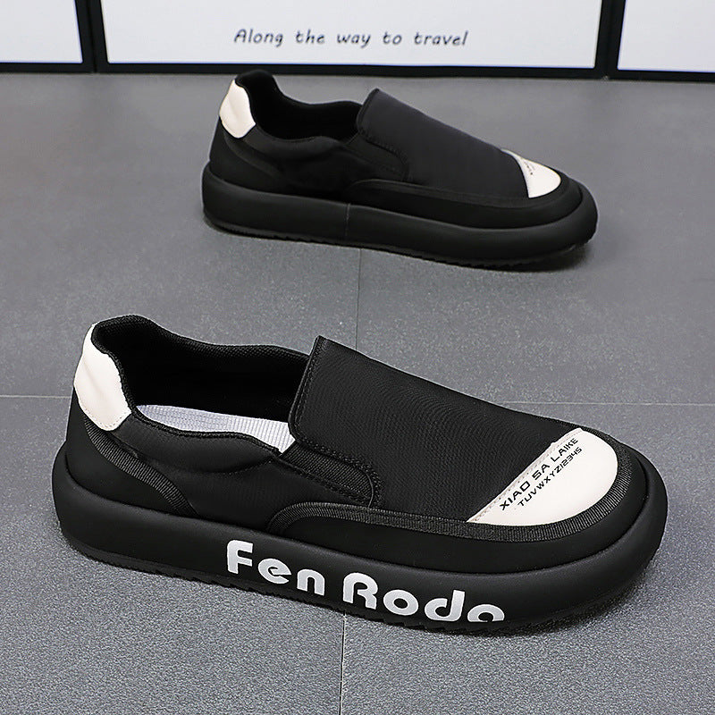 Damen Bequeme Slip-On Sneakers mit trendigem Design und rutschfester Sohle R&B