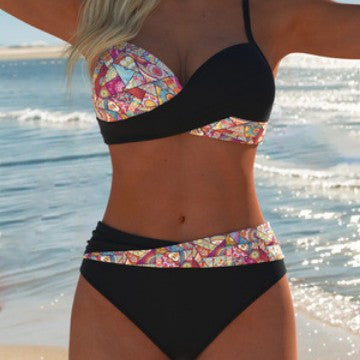 Damen Bandeau-Bikini mit hoch taillierten Höschen und lR&Bhaftem Paisleymuster R&B