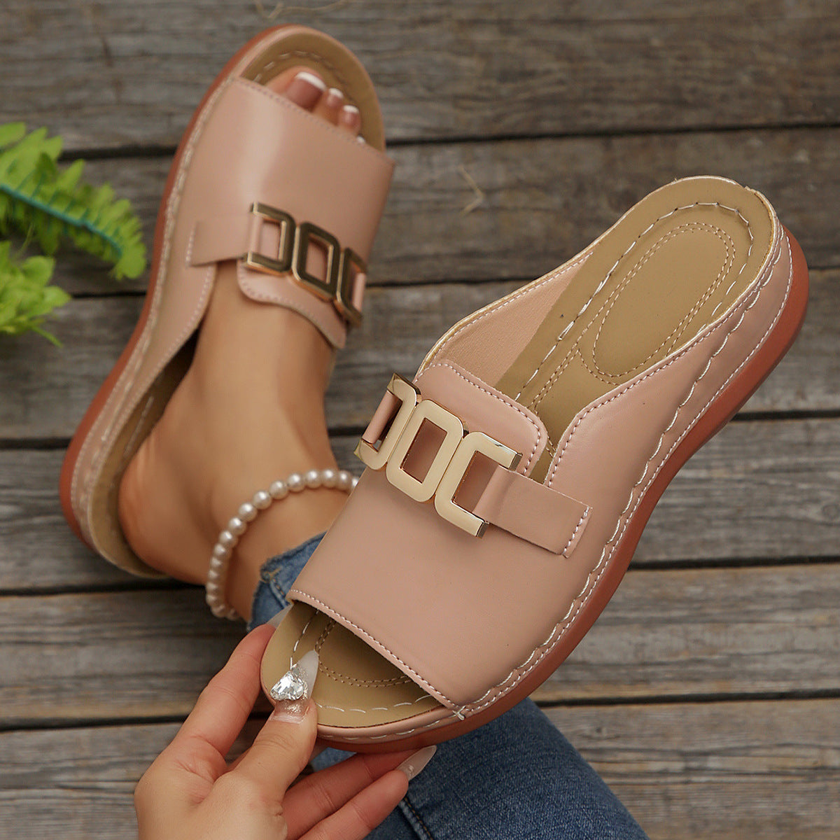 Damen Bequeme Schlupfsandalen mit modischem Schnallen-Detail EB