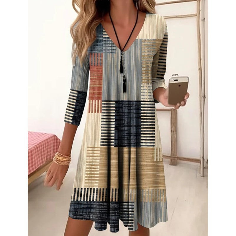 Damen V-Ausschnitt Freizeitkleid mit floraler Gestaltung und seitlichen Taschen R&B