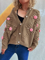 Damen Strickjacke mit floralen Applikationen und komfortablem Schnitt R&B