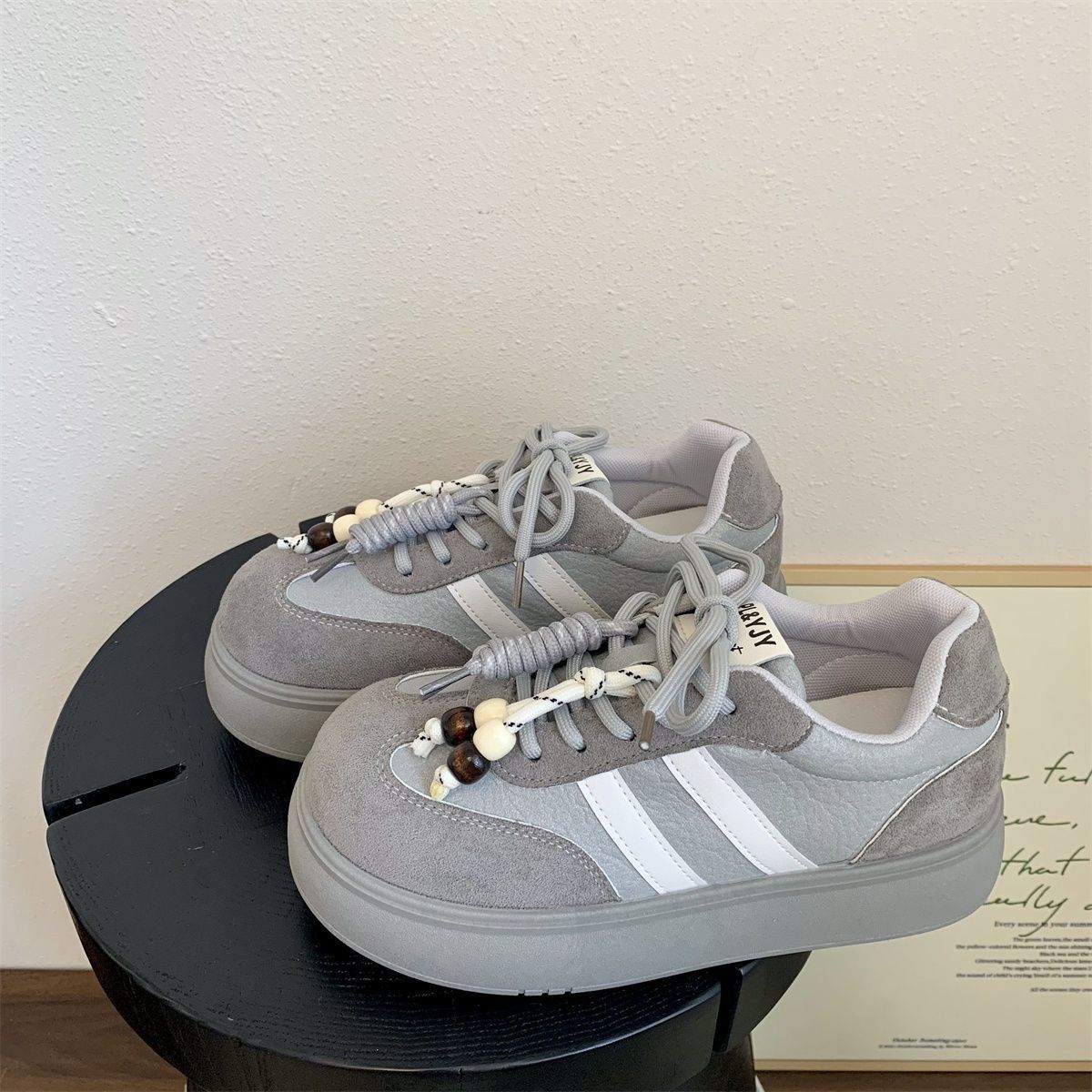 Damen Komfortable Sneaker mit innovativem Schnürsystem und dämpfender Sohle