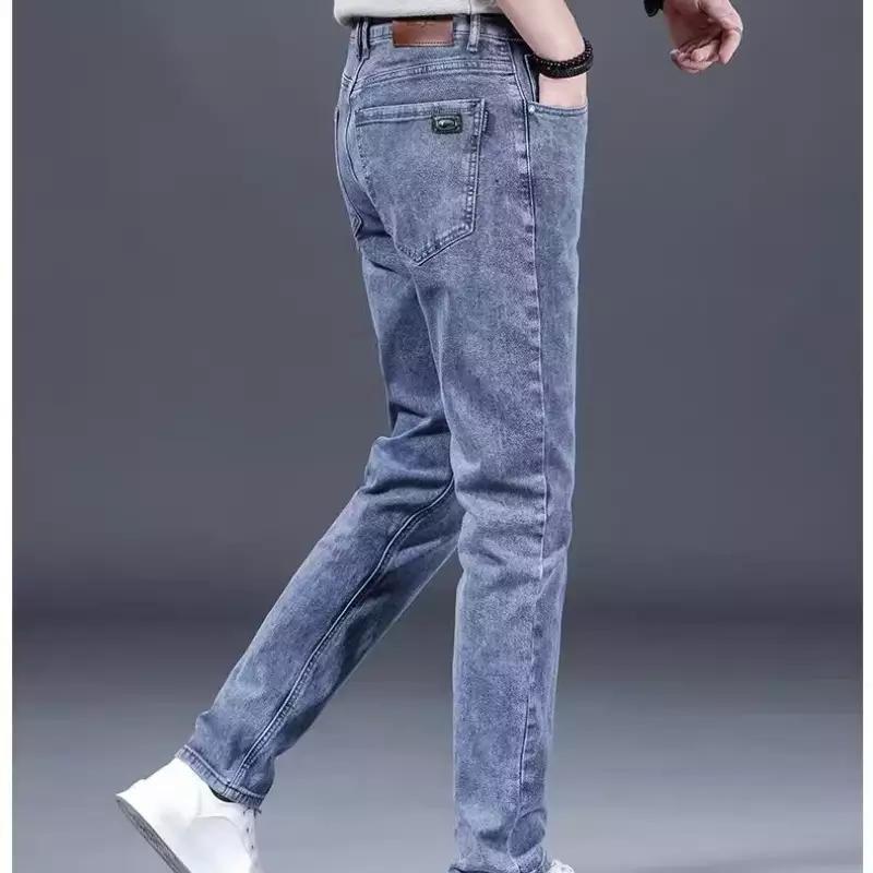 Herren modische Slim-Fit Jeans aus weichem Denim