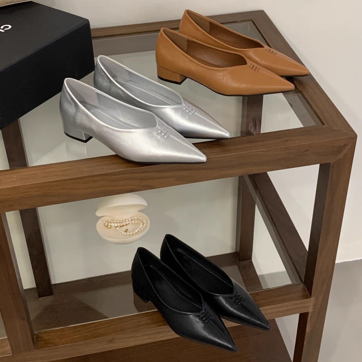 Damen Elegante spitze Ballerinas mit Silberner Metallic-Oberfläche R&B