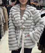 Damen Flauschiger Boucle-Cardigan mit Bindegürtel und weitem Schnitt