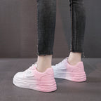 Damen modische Plateau Sneakers mit coolen Akzenten und atmungsaktiven Eigenschaften R&B