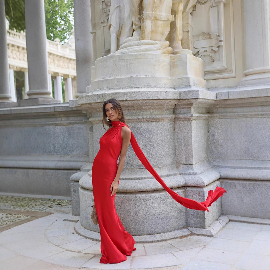 Damen Elegantes Maxikleid mit asymmetrischem Schnitt und schicker Raffung R&B