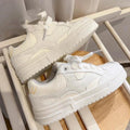 Damen Sneakers mit strukturierter Oberflächenbeschaffenheit und modischem Design R&B