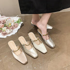 Damen elegante Slingback-Mules mit dekorativen Kettenakzenten