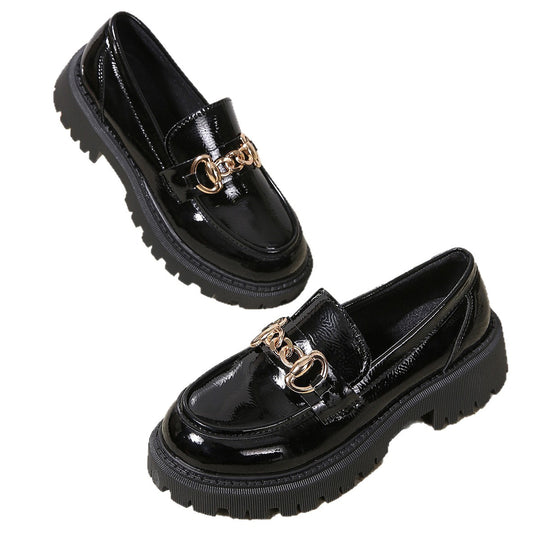 Damen nan robuste Loafer mit profilierter Traktorsohle und dekorativer Metallketten-Applikation R&B