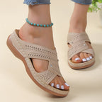 Damen ergonomische Clogs mit luftiger Perforation und bequemem Fußbett R&B
