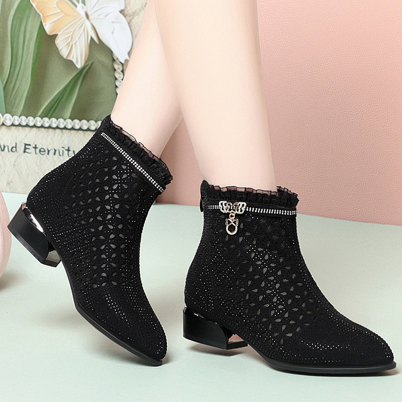 Damen elegante Stiefeletten mit funkelnden Strassdetails und modischem Lochmuster R&B