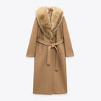 Damen Eleganter Trenchcoat mit gemütlichem Faux-Fur-Kragen und taillierbarem Gürtel