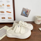 Damen Slip-On Sneakers mit verstellbaren Klettverschlüssen und dämpfender Sohle R&B