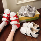 Damen Komfortable Klettverschluss-Sneaker im modernen Design R&B