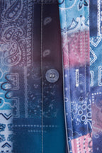 Herren Kurzarmhemd im kreativen Bandana-Design mit stilvollem Stehkragen