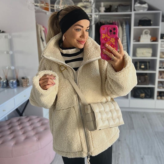 Damen Fleecejacke mit hohem Kragen und praktischen Taschen R&B