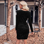 Damen Mini-Kleid aus schimmerndem Samt mit eleganter Silhouette und langen Ärmeln R&B