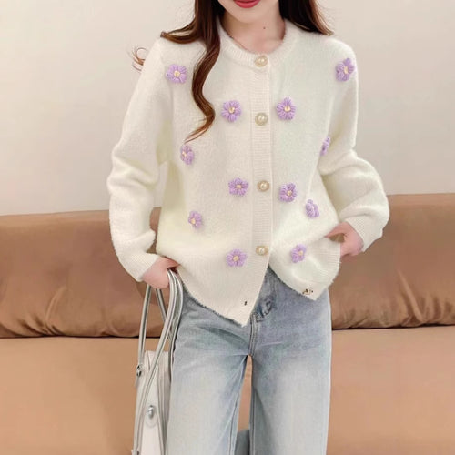 Damen Strickjacke mit zarter Blumenstickerei und Perlenknöpfen R&B