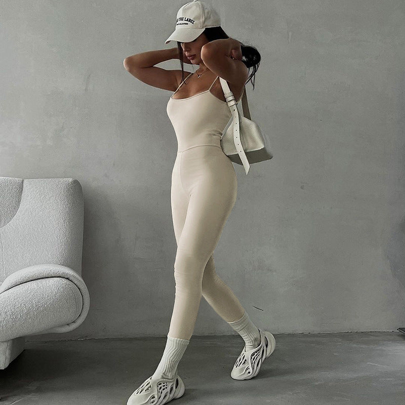 Damen figurbetontes Jumpsuit mit schmalen Trägern und glattem Finish R&B