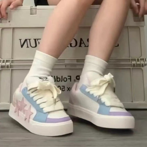 Damen Sportliche Sneaker mit kreativen Applikationen und dicker Sohle R&B