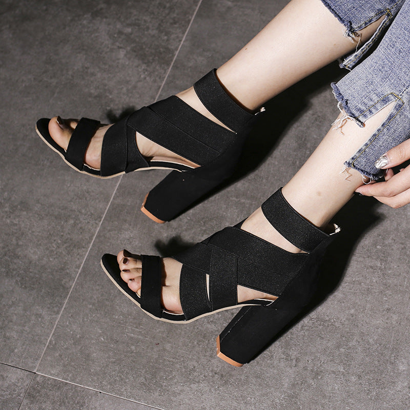 Damen Sandalen mit eleganten Riemen und Blockabsatz R&B