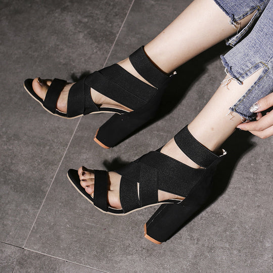 Damen Sandalen mit eleganten Riemen und Blockabsatz R&B